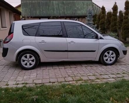 Серый Рено Сценик, объемом двигателя 1.9 л и пробегом 300 тыс. км за 3600 $, фото 5 на Automoto.ua