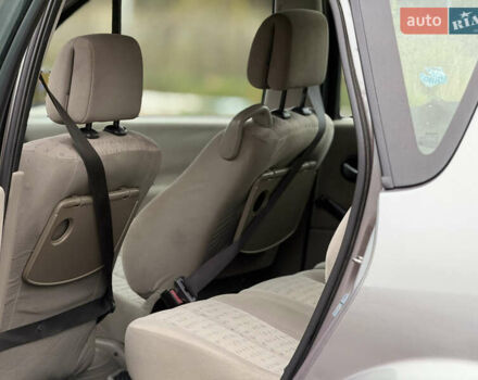 Серый Рено Сценик, объемом двигателя 1.5 л и пробегом 367 тыс. км за 3250 $, фото 6 на Automoto.ua