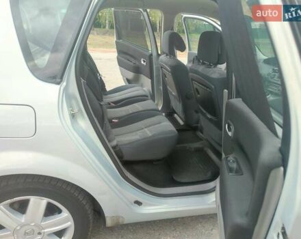 Серый Рено Сценик, объемом двигателя 1.6 л и пробегом 167 тыс. км за 5300 $, фото 26 на Automoto.ua