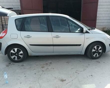 Серый Рено Сценик, объемом двигателя 1.5 л и пробегом 290 тыс. км за 4000 $, фото 1 на Automoto.ua