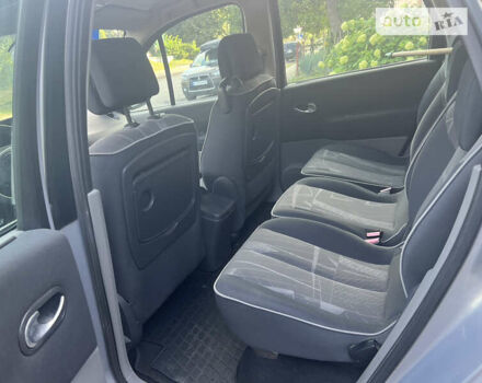 Серый Рено Сценик, объемом двигателя 1.6 л и пробегом 264 тыс. км за 3650 $, фото 15 на Automoto.ua