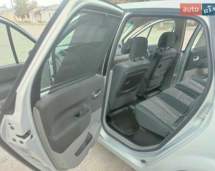 Серый Рено Сценик, объемом двигателя 1.6 л и пробегом 167 тыс. км за 5300 $, фото 21 на Automoto.ua