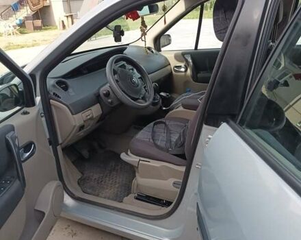 Серый Рено Сценик, объемом двигателя 1.5 л и пробегом 290 тыс. км за 4000 $, фото 3 на Automoto.ua