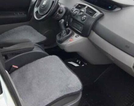 Сірий Рено Сценік, об'ємом двигуна 1.5 л та пробігом 250 тис. км за 4100 $, фото 9 на Automoto.ua