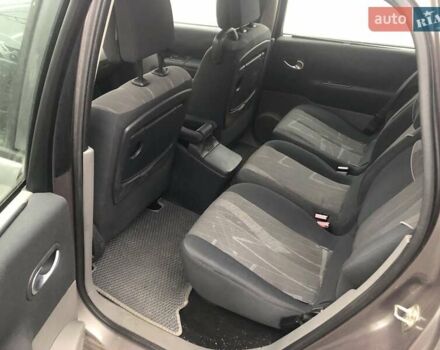 Сірий Рено Сценік, об'ємом двигуна 1.6 л та пробігом 207 тис. км за 2999 $, фото 7 на Automoto.ua