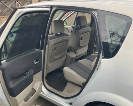 Сірий Рено Сценік, об'ємом двигуна 1.87 л та пробігом 227 тис. км за 4300 $, фото 14 на Automoto.ua