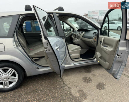 Сірий Рено Сценік, об'ємом двигуна 1.6 л та пробігом 118 тис. км за 6300 $, фото 80 на Automoto.ua