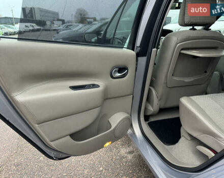 Сірий Рено Сценік, об'ємом двигуна 1.6 л та пробігом 118 тис. км за 6300 $, фото 41 на Automoto.ua