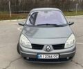 Серый Рено Сценик, объемом двигателя 2 л и пробегом 220 тыс. км за 4600 $, фото 2 на Automoto.ua