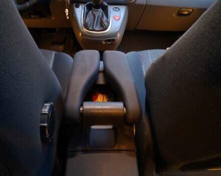 Сірий Рено Сценік, об'ємом двигуна 1.6 л та пробігом 207 тис. км за 3000 $, фото 26 на Automoto.ua