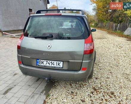 Серый Рено Сценик, объемом двигателя 1.6 л и пробегом 217 тыс. км за 4400 $, фото 6 на Automoto.ua