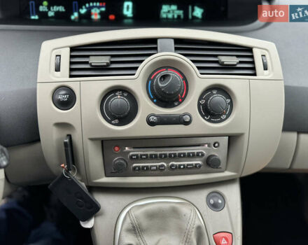 Сірий Рено Сценік, об'ємом двигуна 1.6 л та пробігом 118 тис. км за 6300 $, фото 77 на Automoto.ua