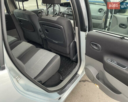 Сірий Рено Сценік, об'ємом двигуна 1.6 л та пробігом 200 тис. км за 4850 $, фото 14 на Automoto.ua