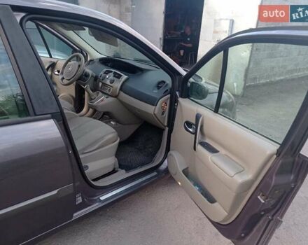 Сірий Рено Сценік, об'ємом двигуна 1.6 л та пробігом 220 тис. км за 5700 $, фото 8 на Automoto.ua