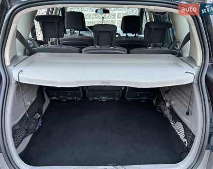 Рено Сценік 2005 у Житомирі на Automoto.ua Сірий Рено Сценік, об'ємом двигуна 1.6 л та пробігом 213 тис. км за 4900 $, фото 23 на Automoto.ua