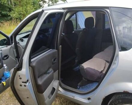 Серый Рено Сценик, объемом двигателя 1.6 л и пробегом 180 тыс. км за 3300 $, фото 6 на Automoto.ua