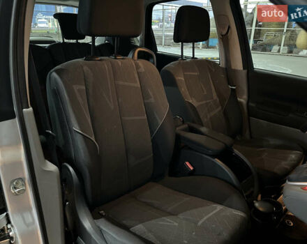 Серый Рено Сценик, объемом двигателя 2 л и пробегом 167 тыс. км за 5888 $, фото 37 на Automoto.ua