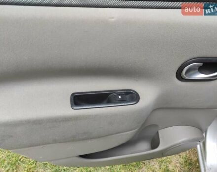 Серый Рено Сценик, объемом двигателя 1.6 л и пробегом 230 тыс. км за 4990 $, фото 35 на Automoto.ua