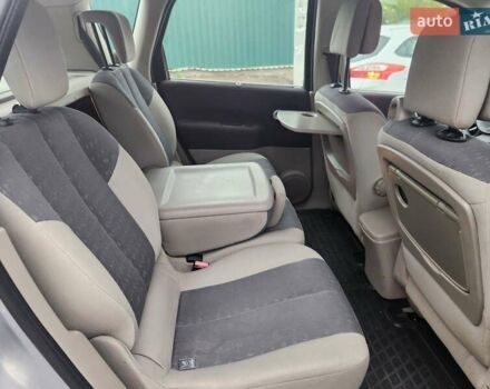 Серый Рено Сценик, объемом двигателя 1.6 л и пробегом 190 тыс. км за 4800 $, фото 12 на Automoto.ua