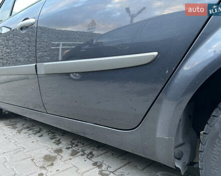 Рено Сценік 2005 у Житомирі на Automoto.ua Сірий Рено Сценік, об'ємом двигуна 1.6 л та пробігом 213 тис. км за 4900 $, фото 10 на Automoto.ua