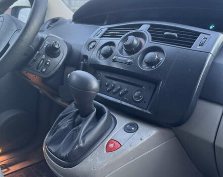 Серый Рено Сценик, объемом двигателя 1.6 л и пробегом 145 тыс. км за 5450 $, фото 19 на Automoto.ua