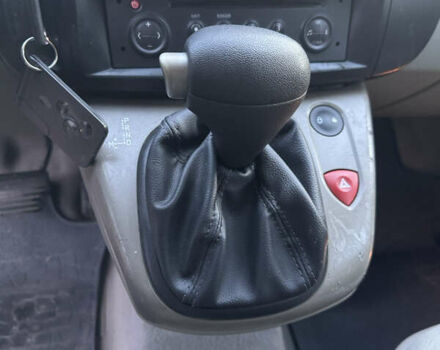 Серый Рено Сценик, объемом двигателя 1.6 л и пробегом 145 тыс. км за 5450 $, фото 9 на Automoto.ua