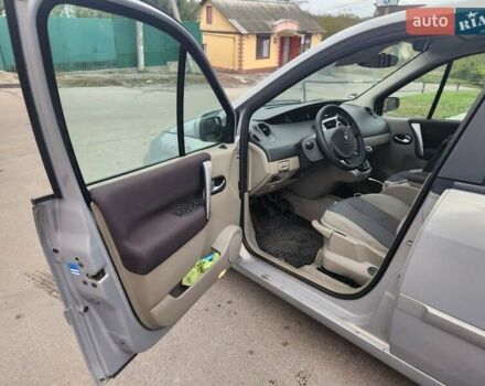 Серый Рено Сценик, объемом двигателя 1.6 л и пробегом 190 тыс. км за 4800 $, фото 8 на Automoto.ua