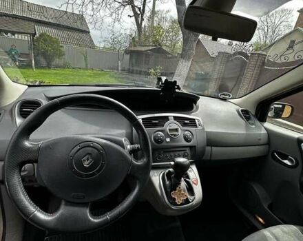 Серый Рено Сценик, объемом двигателя 1.6 л и пробегом 220 тыс. км за 4200 $, фото 2 на Automoto.ua