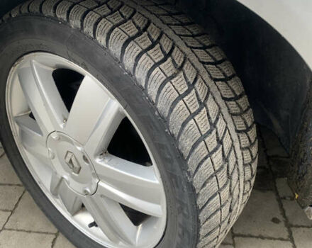 Серый Рено Сценик, объемом двигателя 1.6 л и пробегом 300 тыс. км за 2950 $, фото 9 на Automoto.ua