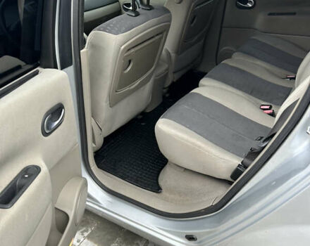 Сірий Рено Сценік, об'ємом двигуна 1.6 л та пробігом 300 тис. км за 3850 $, фото 9 на Automoto.ua