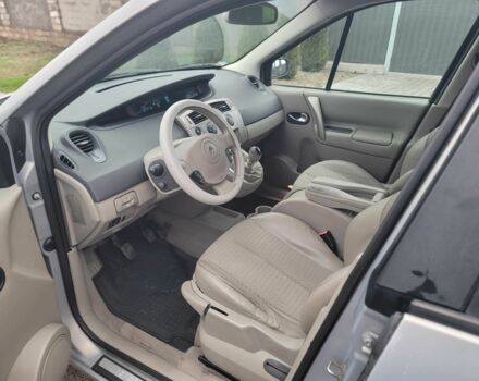 Серый Рено Сценик, объемом двигателя 1.9 л и пробегом 200 тыс. км за 4700 $, фото 13 на Automoto.ua