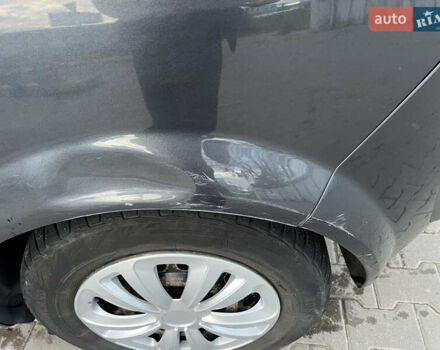 Рено Сценік 2005 у Житомирі на Automoto.ua Сірий Рено Сценік, об'ємом двигуна 1.6 л та пробігом 213 тис. км за 4900 $, фото 11 на Automoto.ua