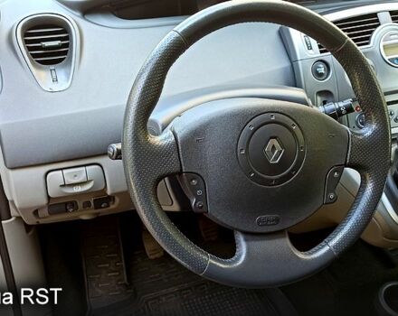 Серый Рено Сценик, объемом двигателя 1.6 л и пробегом 237 тыс. км за 5200 $, фото 4 на Automoto.ua