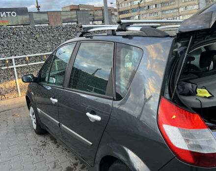 Рено Сценік 2005 у Житомирі на Automoto.ua Сірий Рено Сценік, об'ємом двигуна 1.6 л та пробігом 213 тис. км за 4900 $, фото 7 на Automoto.ua