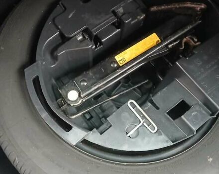 Серый Рено Сценик, объемом двигателя 1.6 л и пробегом 178 тыс. км за 4499 $, фото 52 на Automoto.ua