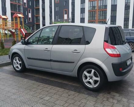 Серый Рено Сценик, объемом двигателя 1.5 л и пробегом 300 тыс. км за 4000 $, фото 11 на Automoto.ua