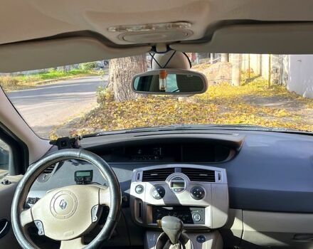 Серый Рено Сценик, объемом двигателя 2 л и пробегом 207 тыс. км за 5300 $, фото 9 на Automoto.ua