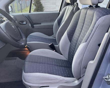 Серый Рено Сценик, объемом двигателя 1.6 л и пробегом 145 тыс. км за 5450 $, фото 5 на Automoto.ua