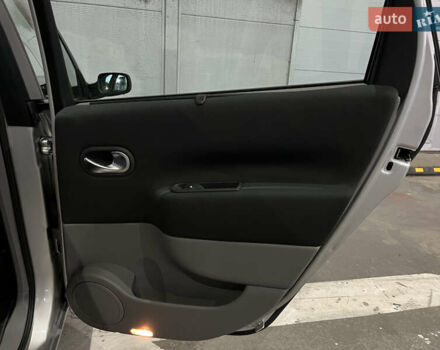 Серый Рено Сценик, объемом двигателя 2 л и пробегом 167 тыс. км за 5888 $, фото 31 на Automoto.ua