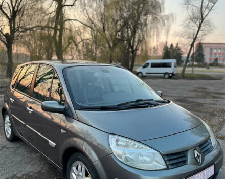 Серый Рено Сценик, объемом двигателя 1.6 л и пробегом 225 тыс. км за 4950 $, фото 11 на Automoto.ua