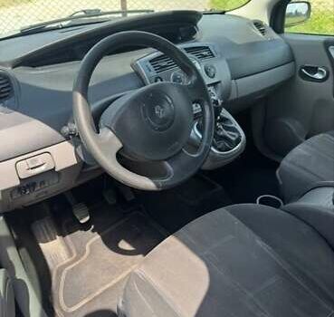 Серый Рено Сценик, объемом двигателя 1.9 л и пробегом 300 тыс. км за 3300 $, фото 5 на Automoto.ua