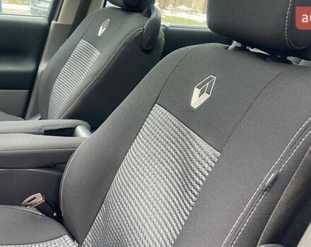 Сірий Рено Сценік, об'ємом двигуна 2 л та пробігом 95 тис. км за 4450 $, фото 53 на Automoto.ua