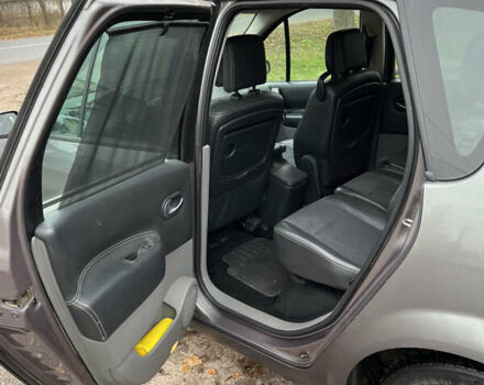 Серый Рено Сценик, объемом двигателя 1.62 л и пробегом 160 тыс. км за 5500 $, фото 9 на Automoto.ua