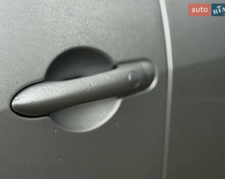 Серый Рено Сценик, объемом двигателя 1.6 л и пробегом 129 тыс. км за 5300 $, фото 6 на Automoto.ua