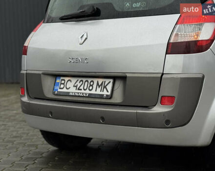 Серый Рено Сценик, объемом двигателя 1.6 л и пробегом 129 тыс. км за 5300 $, фото 3 на Automoto.ua