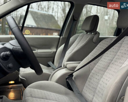 Серый Рено Сценик, объемом двигателя 1.6 л и пробегом 237 тыс. км за 4850 $, фото 18 на Automoto.ua