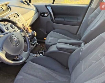 Серый Рено Сценик, объемом двигателя 1.6 л и пробегом 240 тыс. км за 5299 $, фото 4 на Automoto.ua