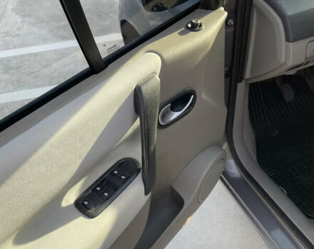 Серый Рено Сценик, объемом двигателя 1.6 л и пробегом 286 тыс. км за 5250 $, фото 20 на Automoto.ua