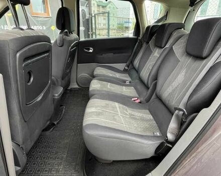 Сірий Рено Сценік, об'ємом двигуна 1.6 л та пробігом 270 тис. км за 4700 $, фото 15 на Automoto.ua