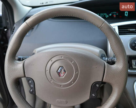 Сірий Рено Сценік, об'ємом двигуна 1.6 л та пробігом 173 тис. км за 4500 $, фото 11 на Automoto.ua